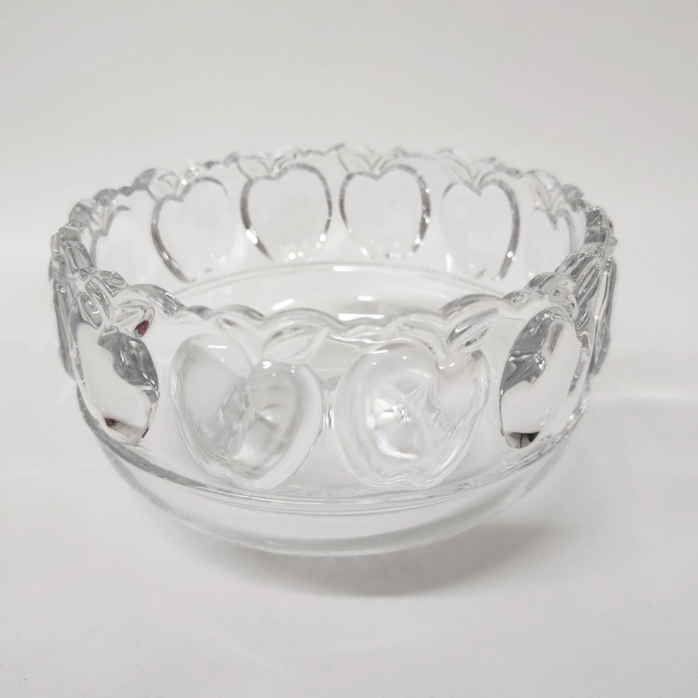 Tiffany Crystal Vintage Bowl with an image of an apple